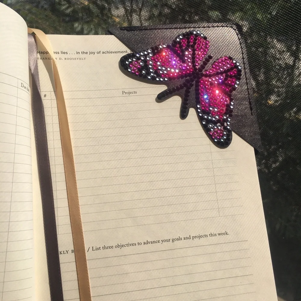 Diamond Art Butterfly Corner Bookmark, Colorful, Sparkly (PINK/BLACK) - Picture 3 of 17